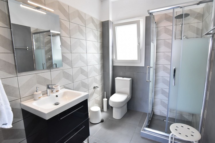 nekis-apartments Notos